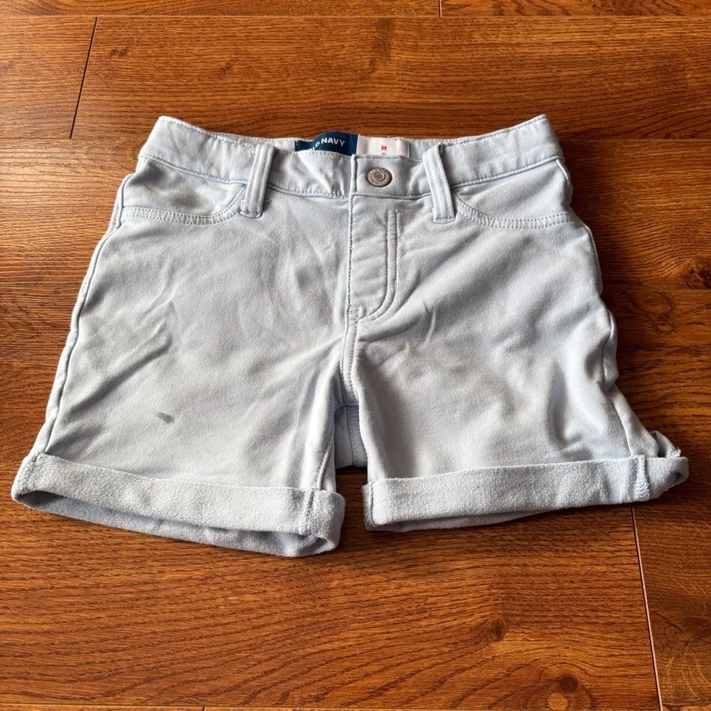 Old Navy Girls' Light Blue Rolled-Hem Shorts in size M